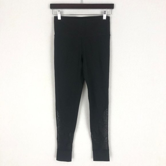 Mono B Women's Size Small Solid Black Mesh Inset Pull On Activewear Leggings - Picture 1 of 7